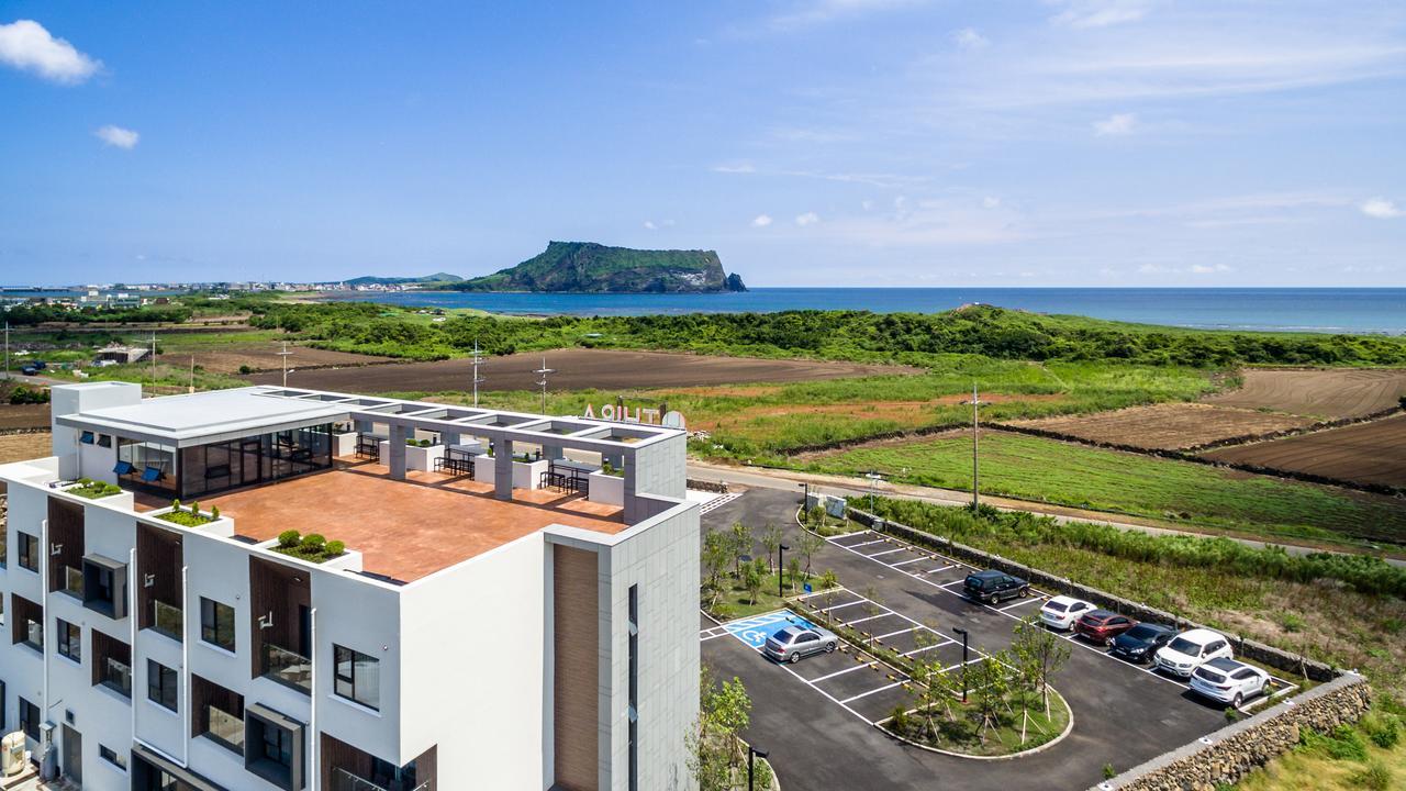 Thira Hotel Seogwipo Bagian luar foto